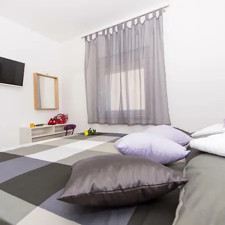 Initium,heated Pool Season