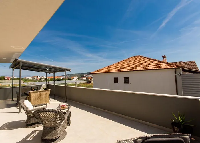 Initium,heated Pool Season * Trogir