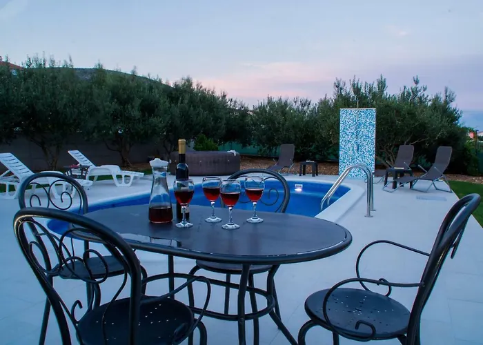 Vila Initium,heated Pool Season Trogir