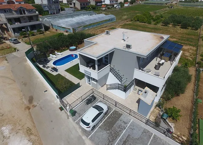 Initium,heated Pool Season * Trogir