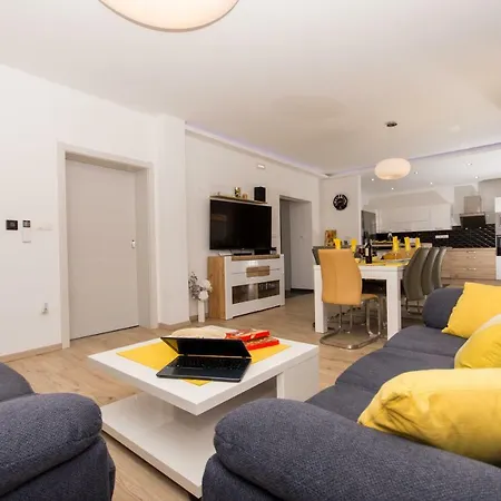 Vila Initium,heated Pool Season Trogir